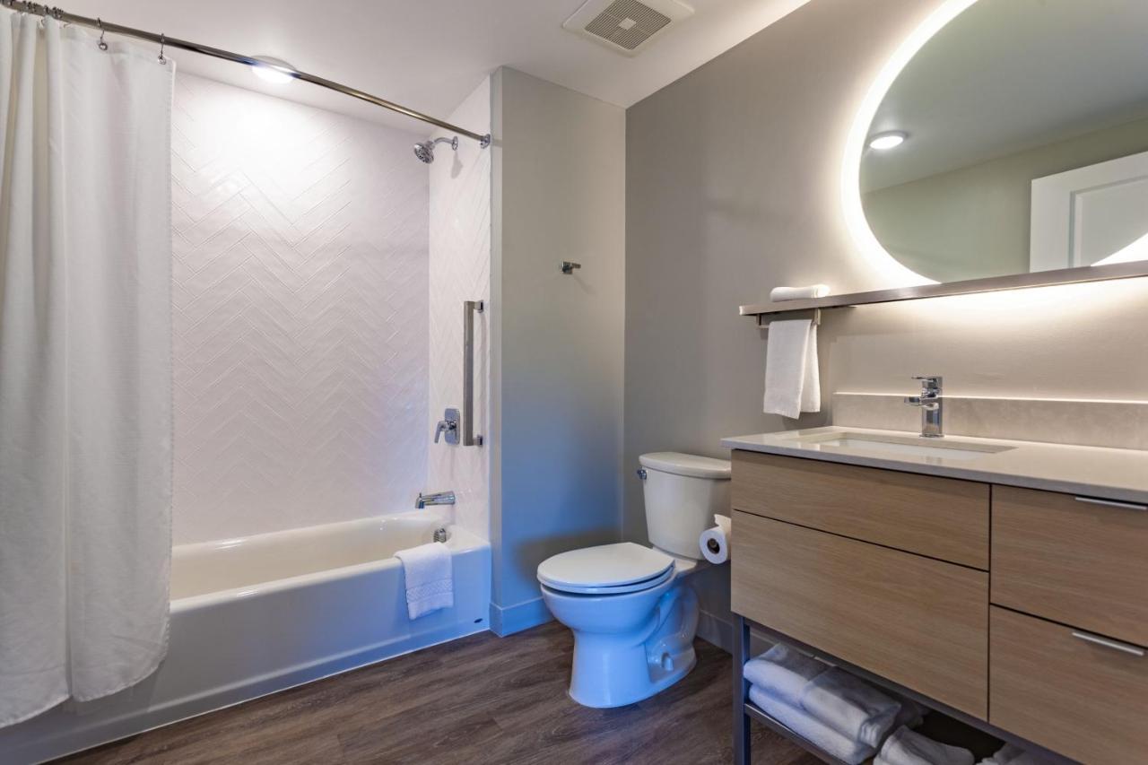 Towneplace Suites By Marriott Raleigh - University Area エクステリア 写真